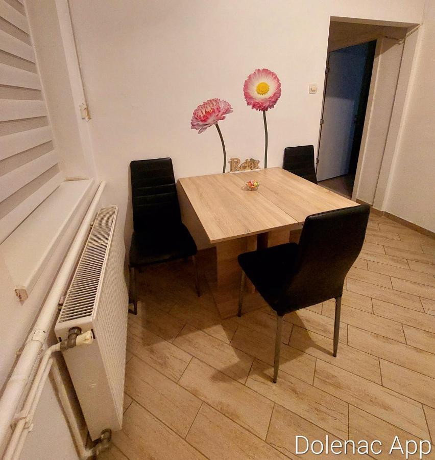 Studio Apartman Dolenac Apartment Загреб Екстериор снимка
